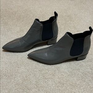 Pointed toe gray booties